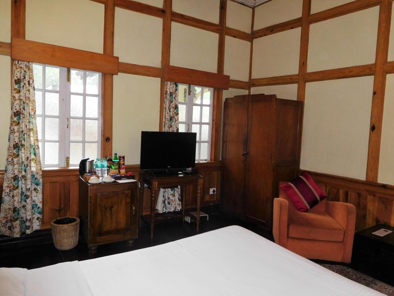 The Heritage Club - Tripura Castle Hotel And Spa 西隆 外观 照片