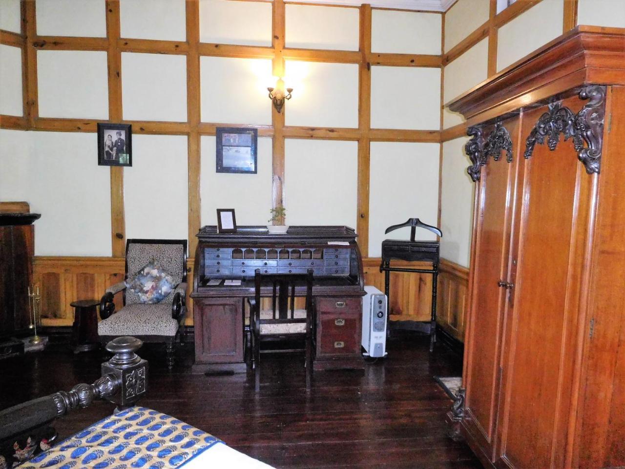 The Heritage Club - Tripura Castle Hotel And Spa 西隆 外观 照片